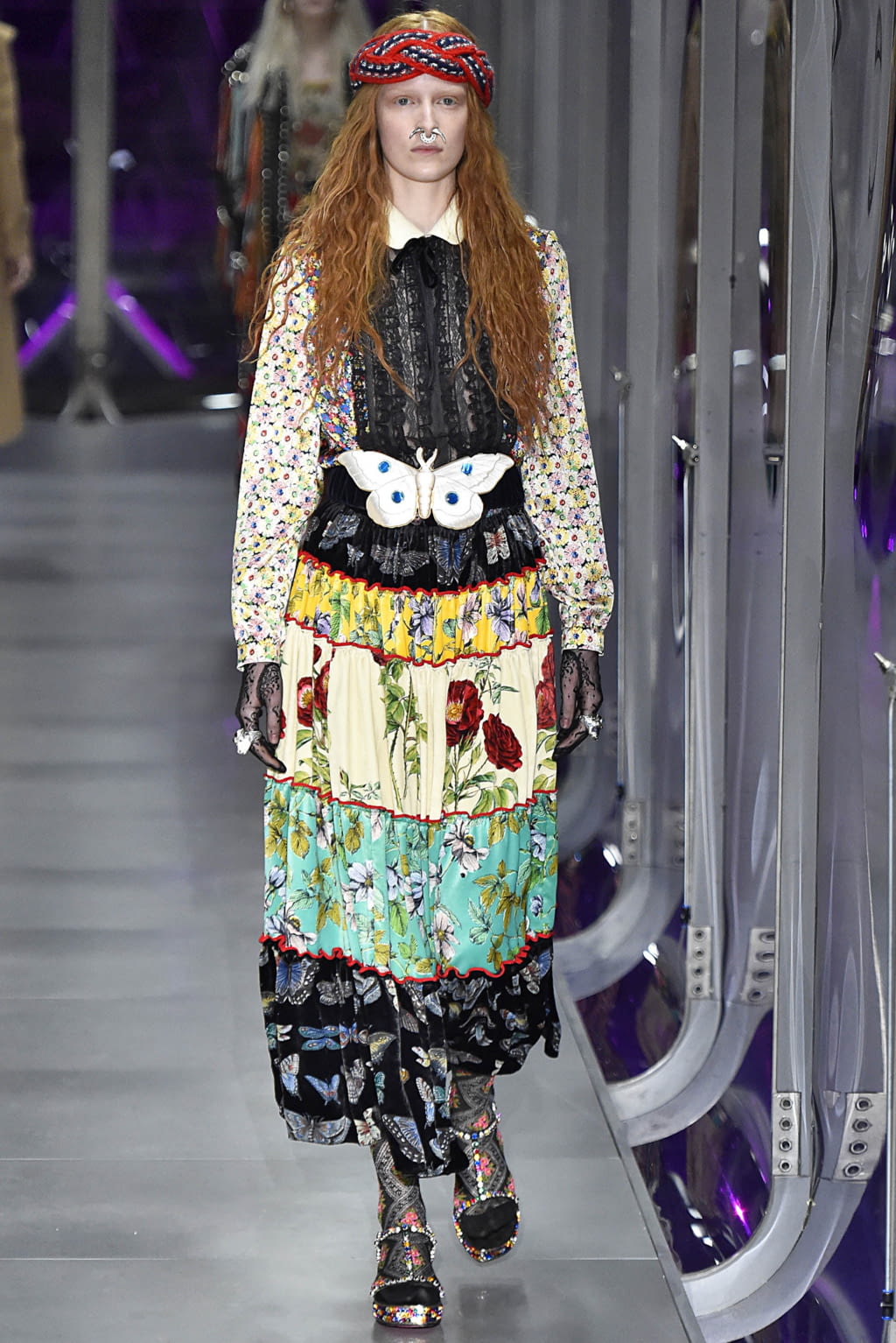 Fashion Week Milan Fall/Winter 2017 look 70 from the Gucci collection womenswear