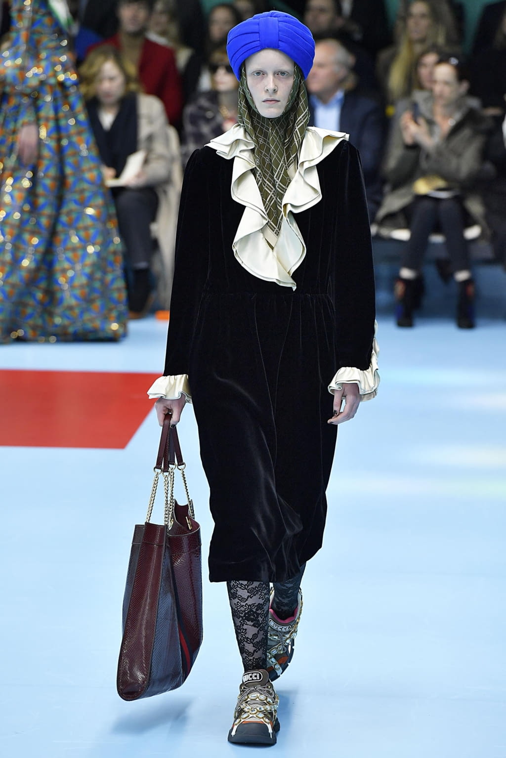 Fashion Week Milan Fall/Winter 2018 look 62 from the Gucci collection womenswear