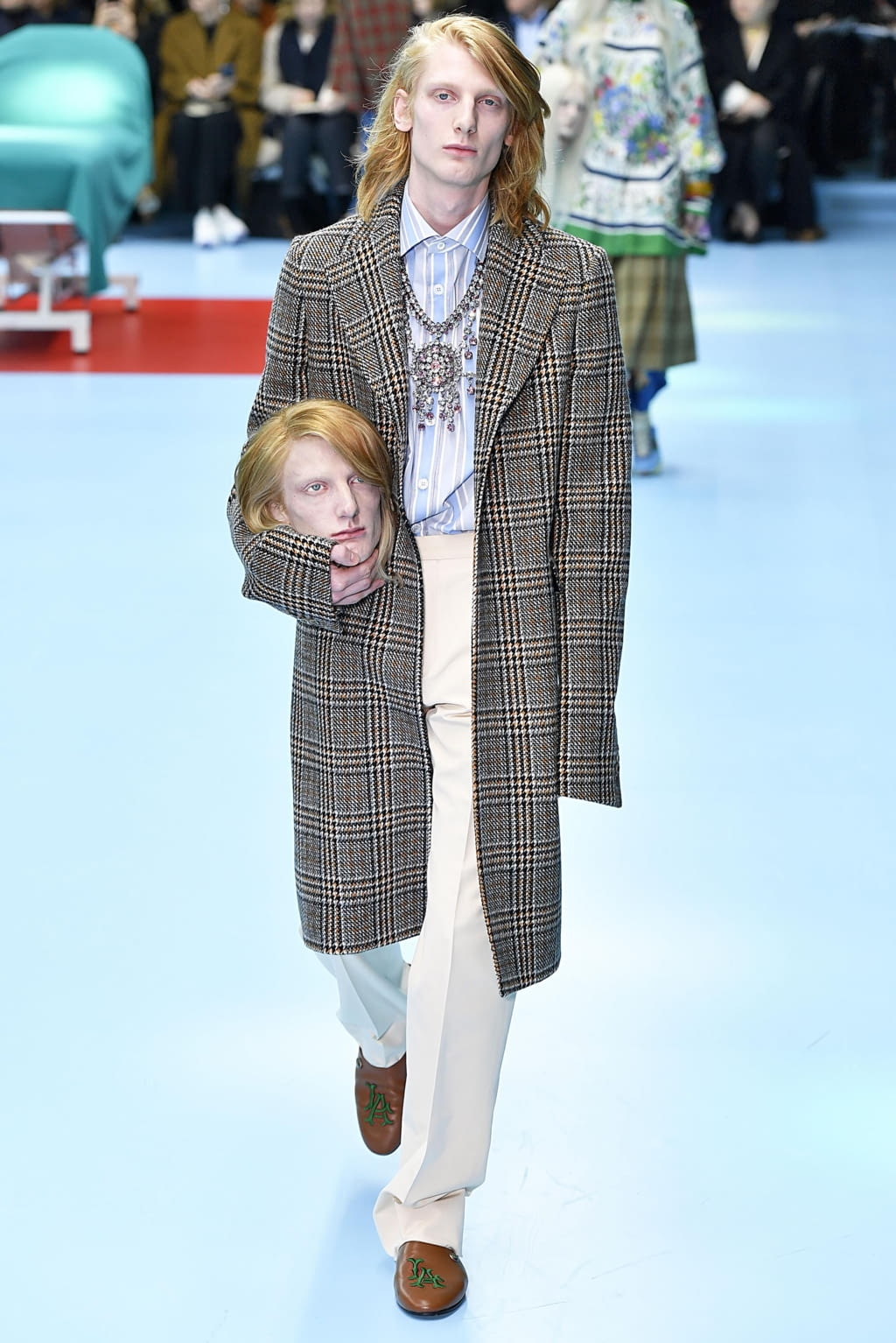Fashion Week Milan Fall/Winter 2018 look 71 from the Gucci collection 男装