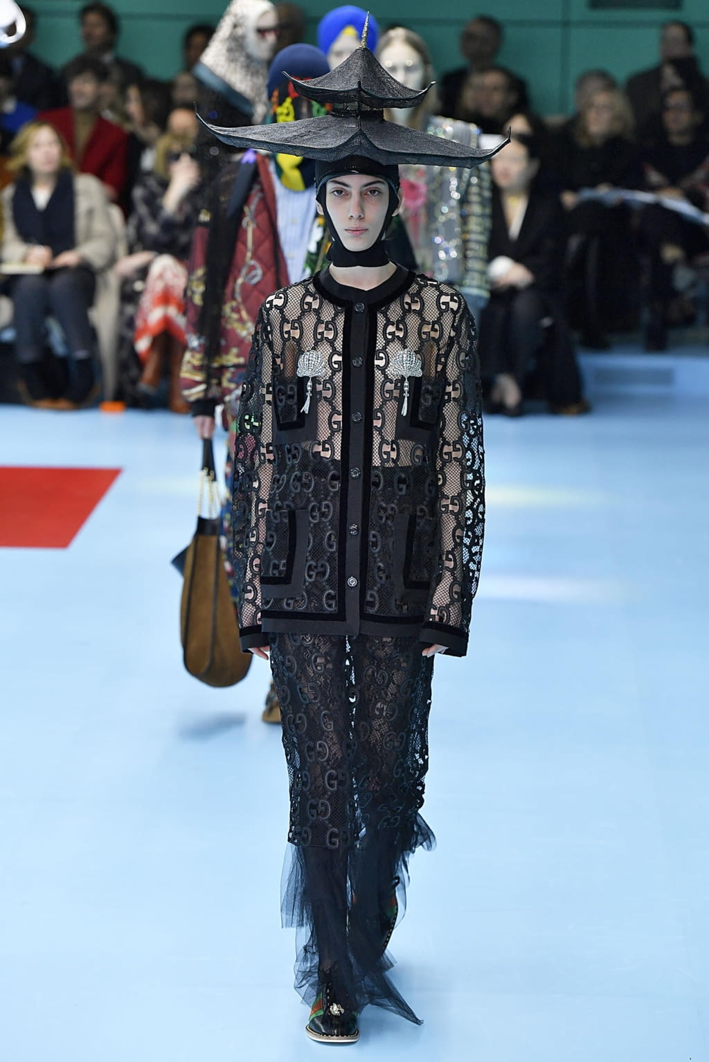 Fashion Week Milan Fall/Winter 2018 look 29 de la collection Gucci womenswear