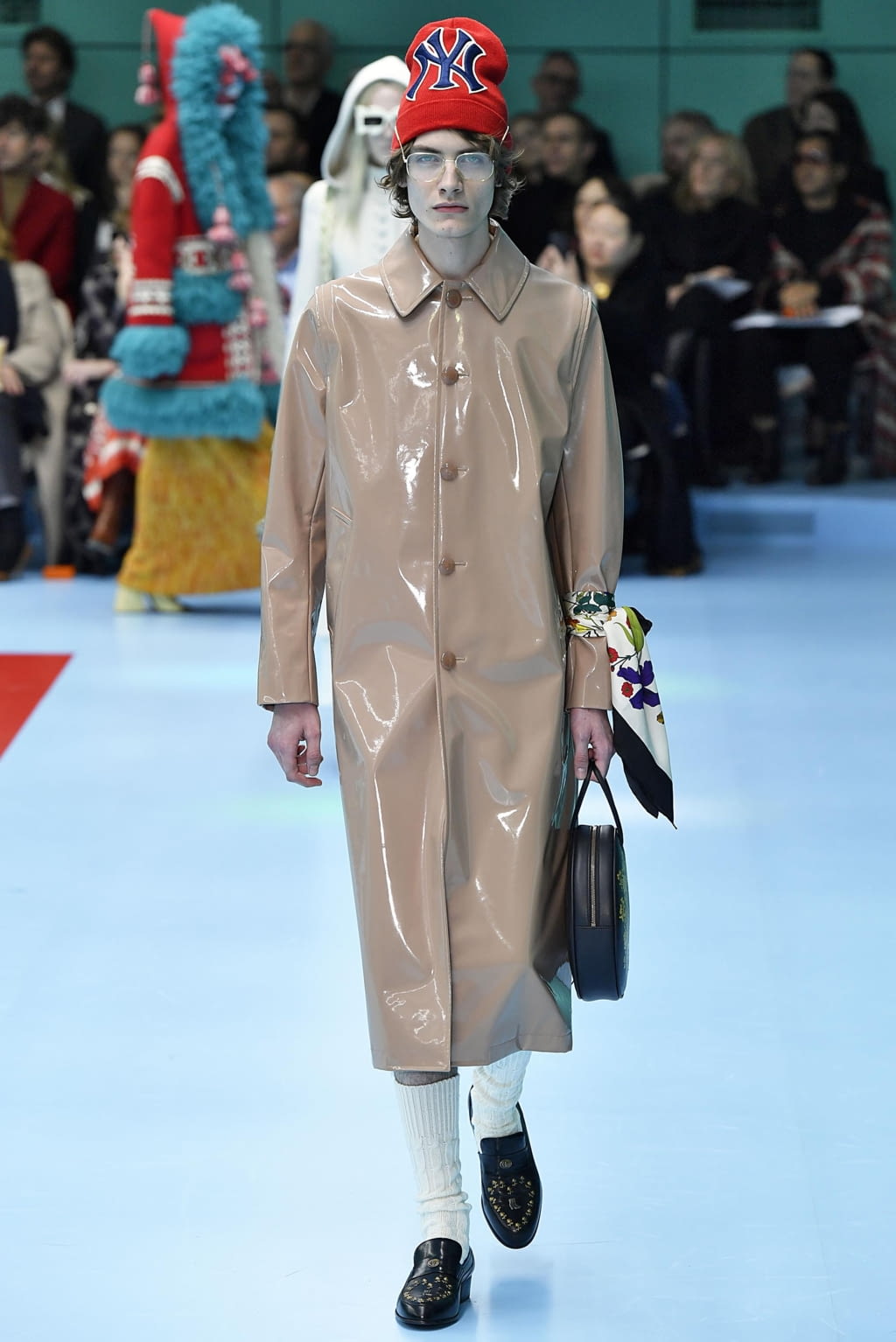 Fashion Week Milan Fall/Winter 2018 look 14 from the Gucci collection 女装
