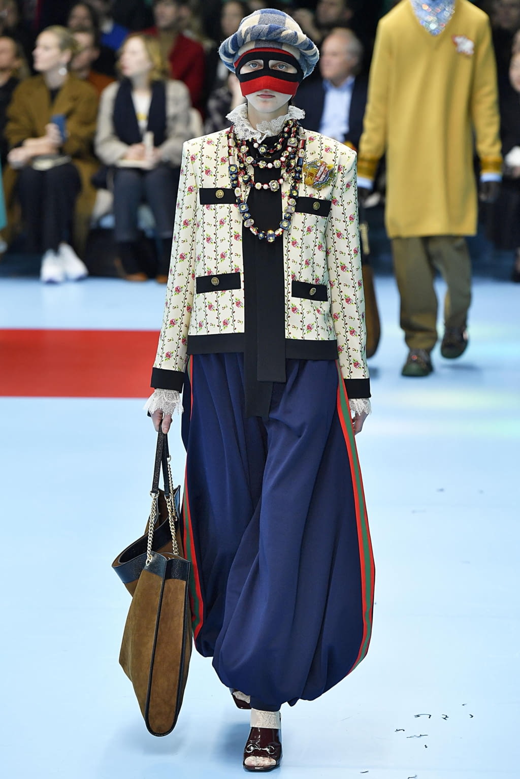 Fashion Week Milan Fall/Winter 2018 look 20 from the Gucci collection 女装