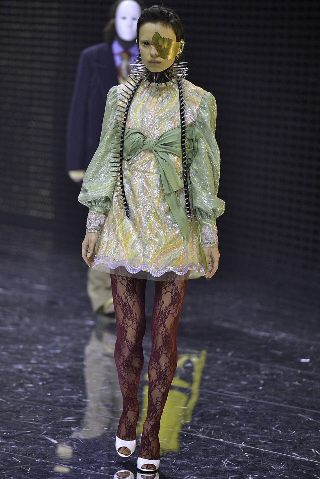 Fashion Week Milan Fall/Winter 2019 look 12 from the Gucci collection 女装