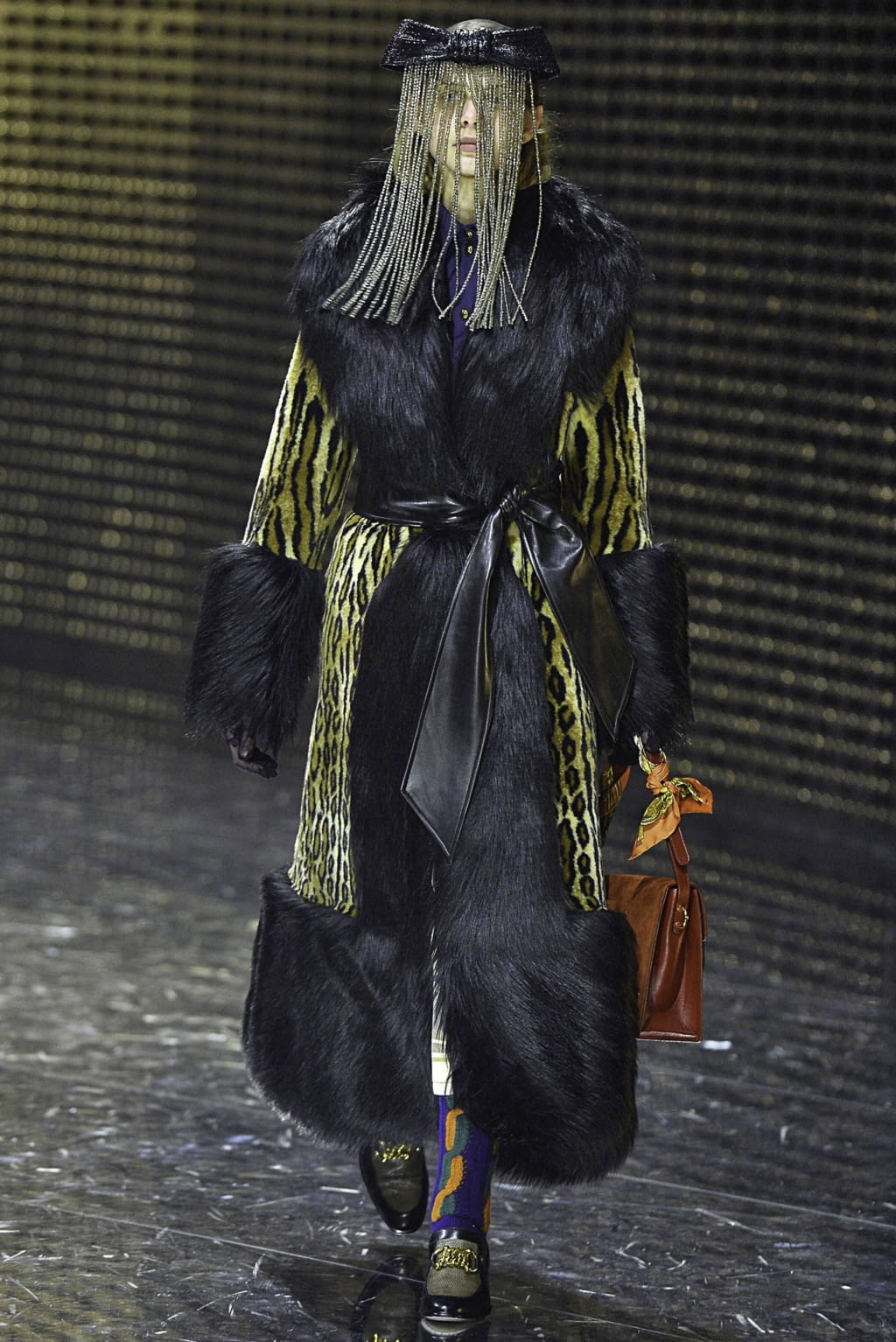 Fashion Week Milan Fall/Winter 2019 look 25 from the Gucci collection 女装