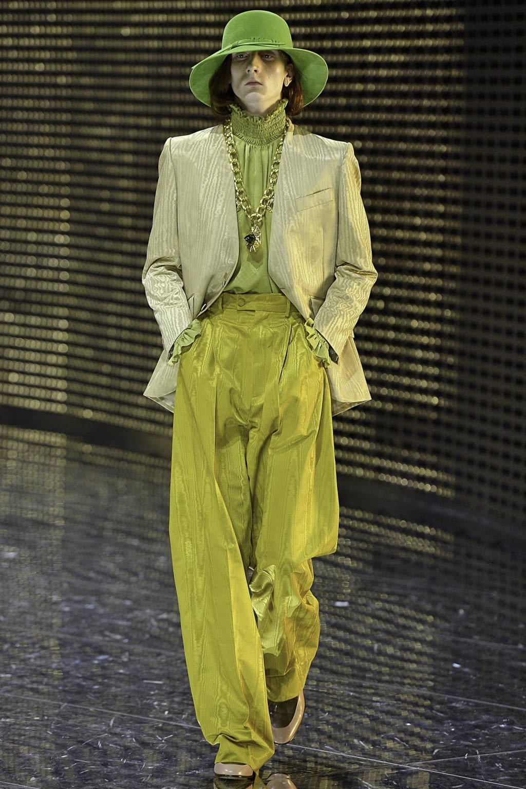 Fashion Week Milan Fall/Winter 2019 look 36 from the Gucci collection 男装