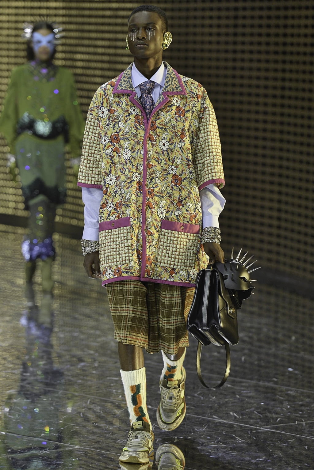 Fashion Week Milan Fall/Winter 2019 look 37 from the Gucci collection 男装