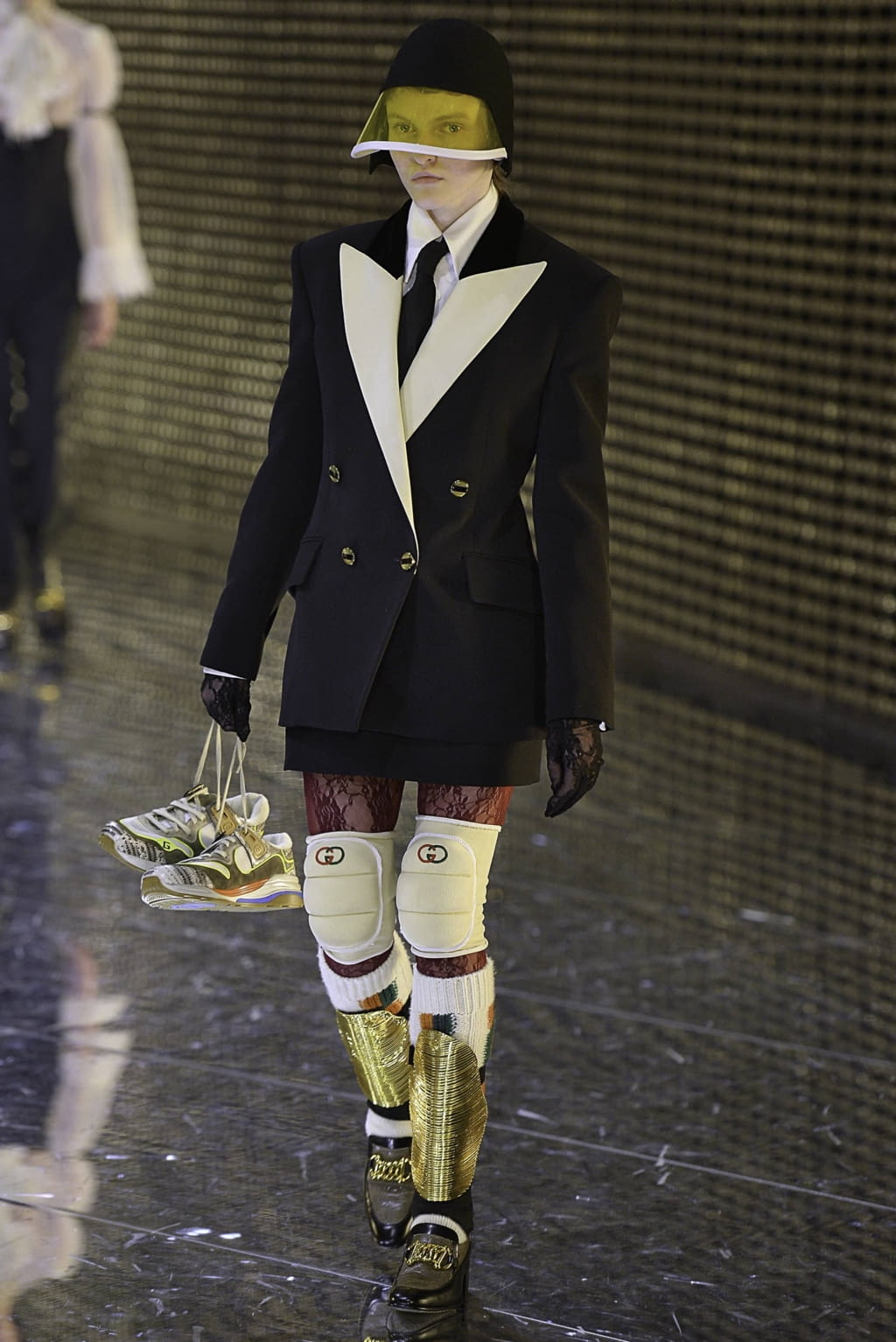 Fashion Week Milan Fall/Winter 2019 look 50 from the Gucci collection 女装