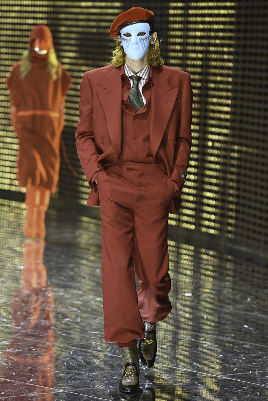 Fashion Week Milan Fall/Winter 2019 look 61 from the Gucci collection menswear