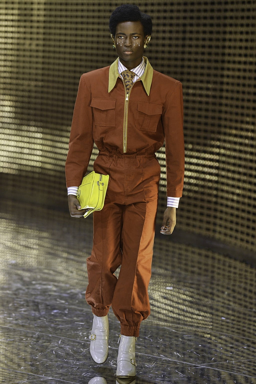 Fashion Week Milan Fall/Winter 2019 look 65 from the Gucci collection menswear
