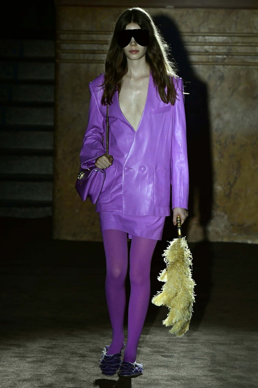 Fashion Week Paris Spring/Summer 2019 look 13 from the Gucci collection womenswear