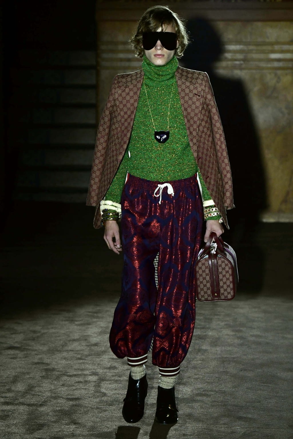 Fashion Week Paris Spring/Summer 2019 look 51 from the Gucci collection womenswear