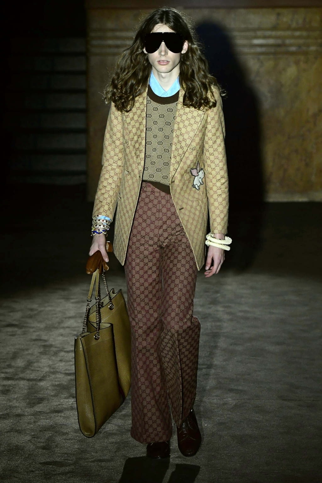 Fashion Week Paris Spring/Summer 2019 look 65 from the Gucci collection womenswear