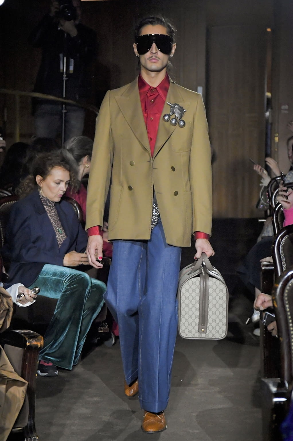 Fashion Week Paris Spring/Summer 2019 look 59 from the Gucci collection 男装