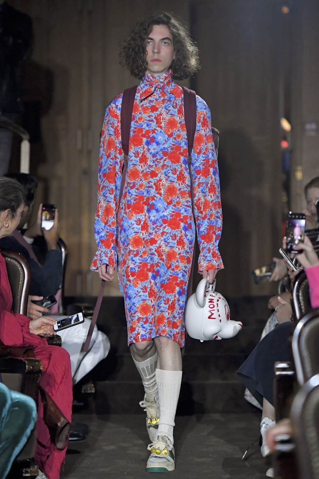 Fashion Week Paris Spring/Summer 2019 look 60 from the Gucci collection 女装