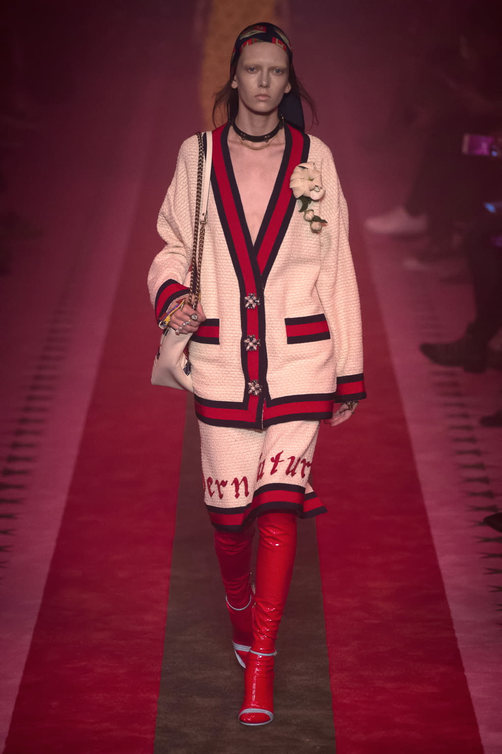 Fashion Week Milan Spring/Summer 2017 look 3 de la collection Gucci womenswear