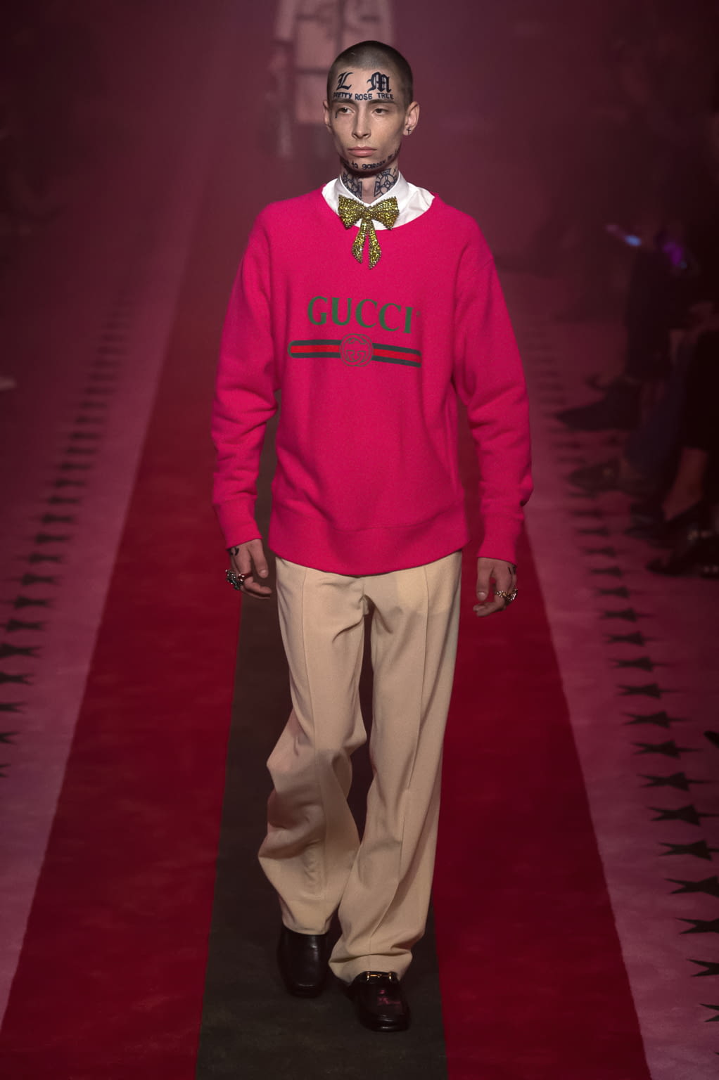 Fashion Week Milan Spring/Summer 2017 look 12 de la collection Gucci womenswear