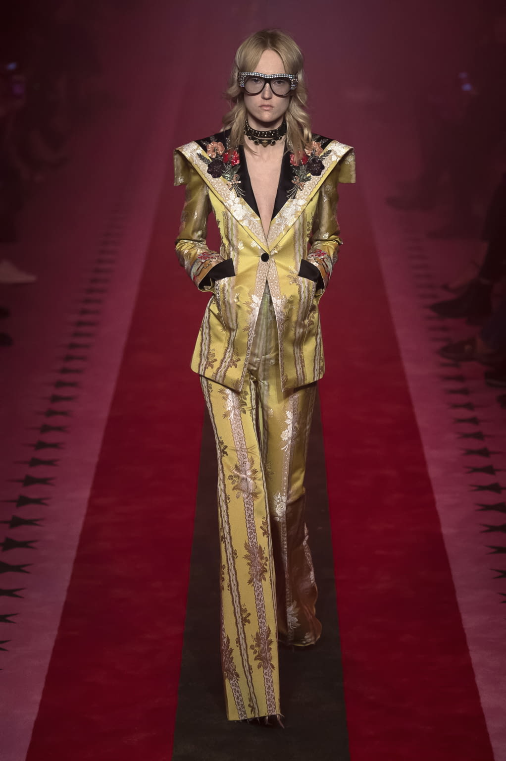 Fashion Week Milan Spring/Summer 2017 look 16 from the Gucci collection womenswear