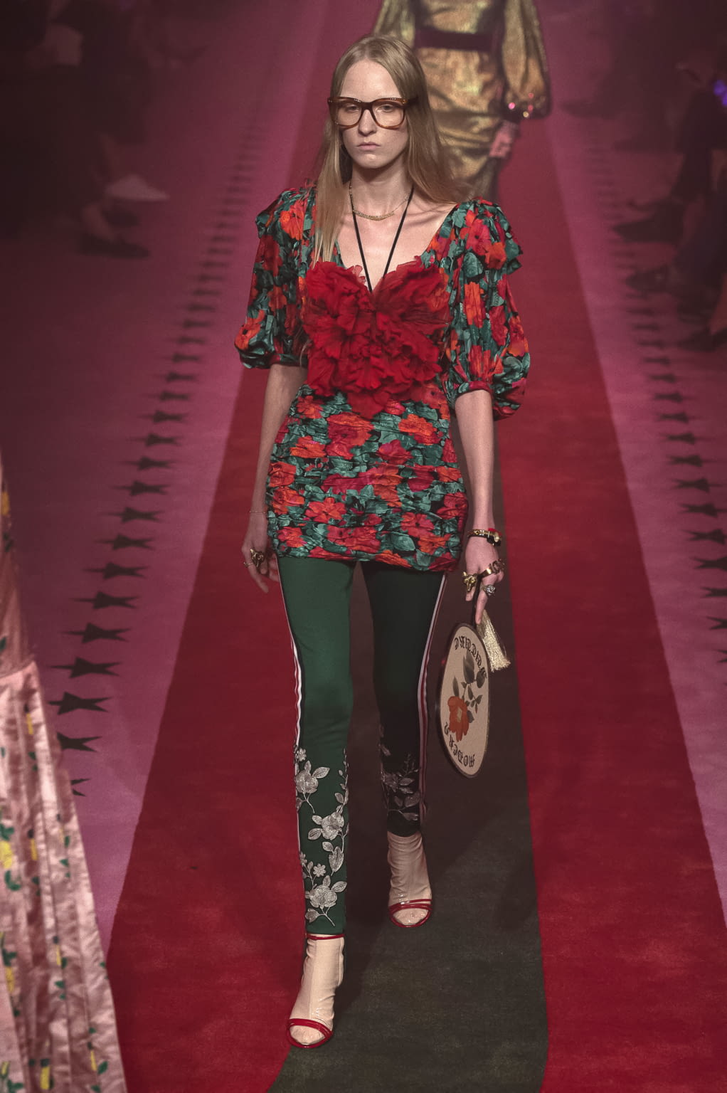 Fashion Week Milan Spring/Summer 2017 look 27 from the Gucci collection 女装