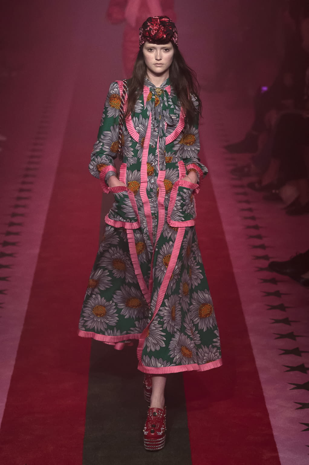 Fashion Week Milan Spring/Summer 2017 look 64 de la collection Gucci womenswear