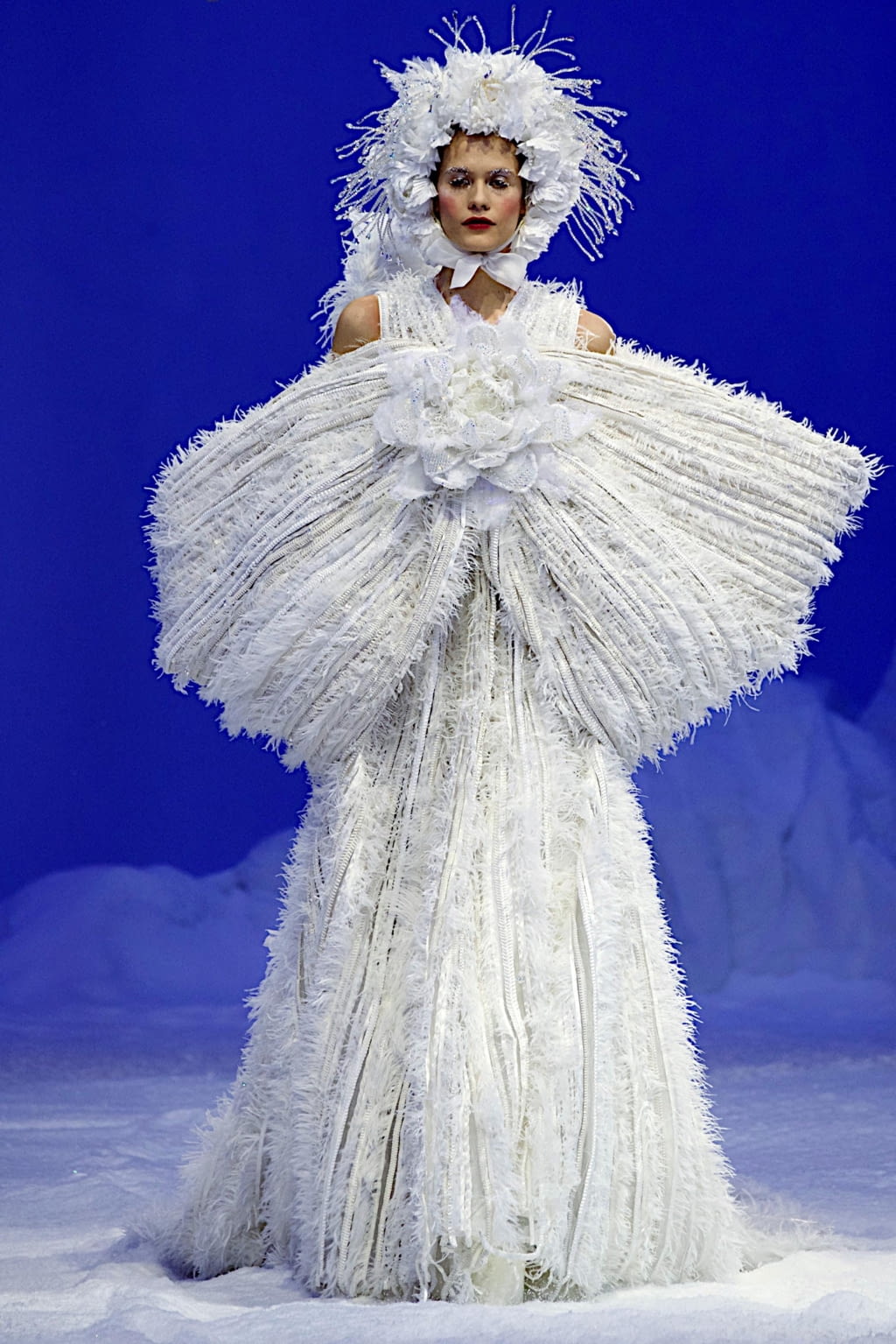 Fashion Week Paris Spring/Summer 2020 look 21 from the Guo Pei collection couture