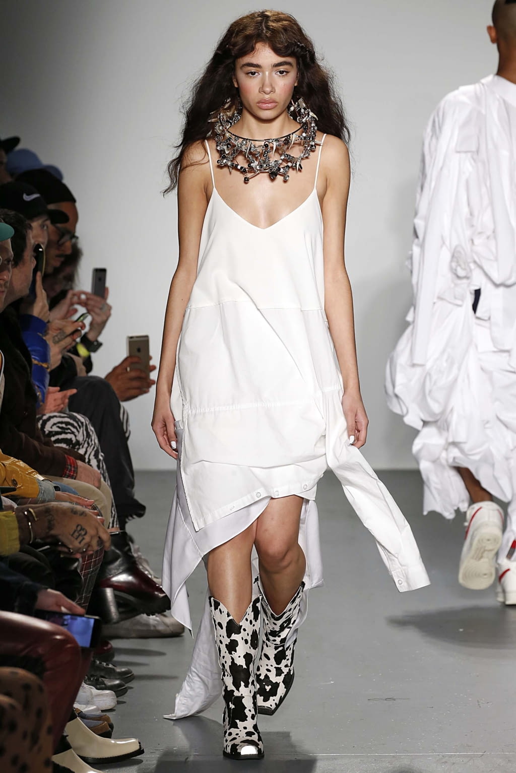 Fashion Week New York Fall/Winter 2018 look 18 from the Gypsy Sport collection womenswear