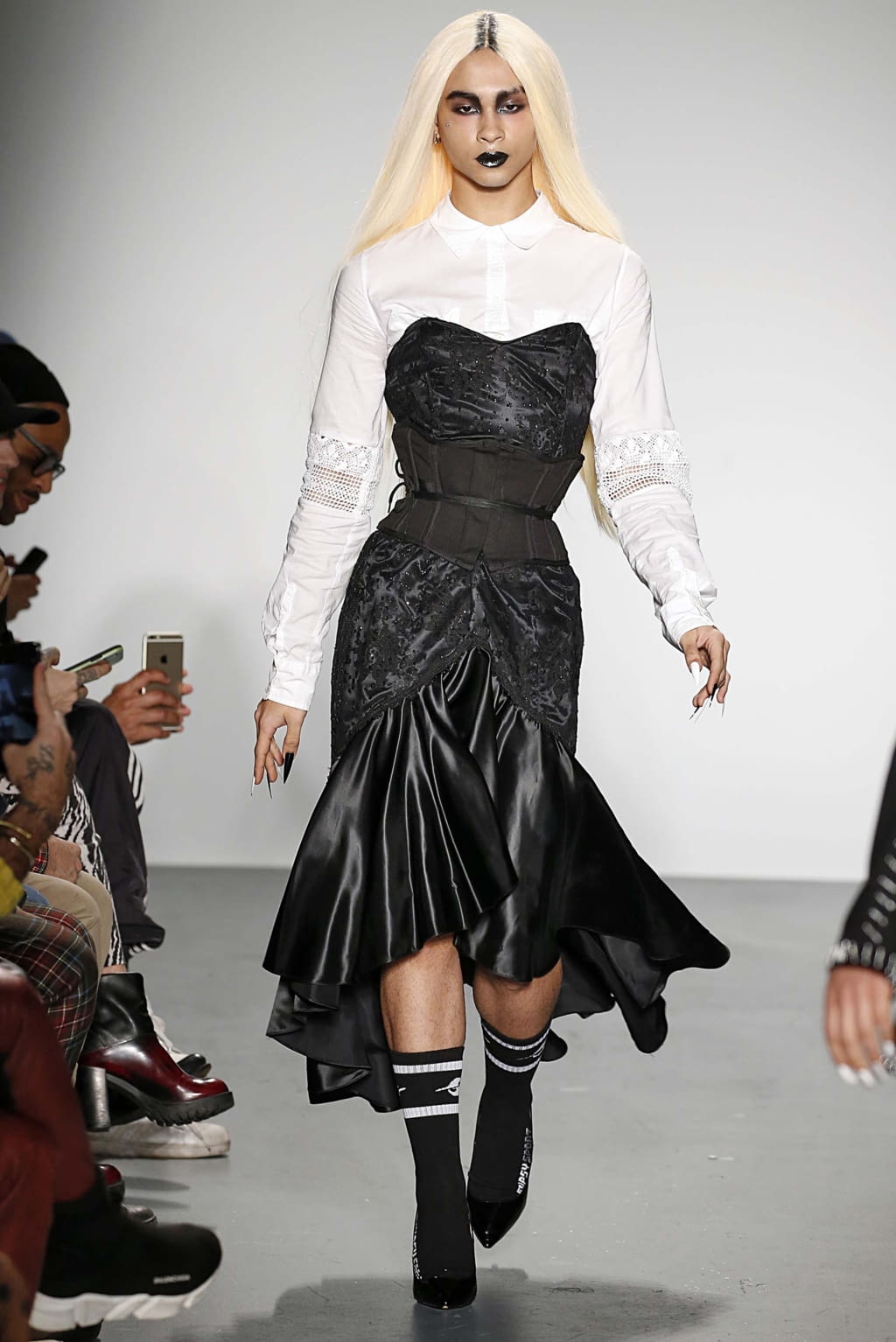 Fashion Week New York Fall/Winter 2018 look 32 from the Gypsy Sport collection 女装