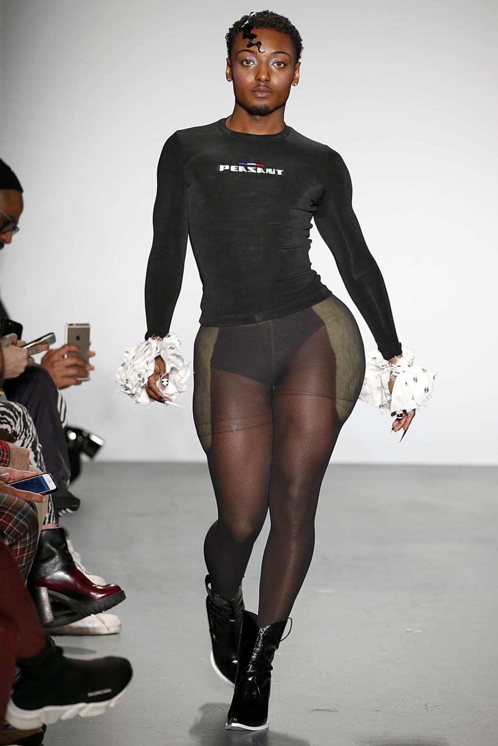 Fashion Week New York Fall/Winter 2018 look 33 from the Gypsy Sport collection womenswear