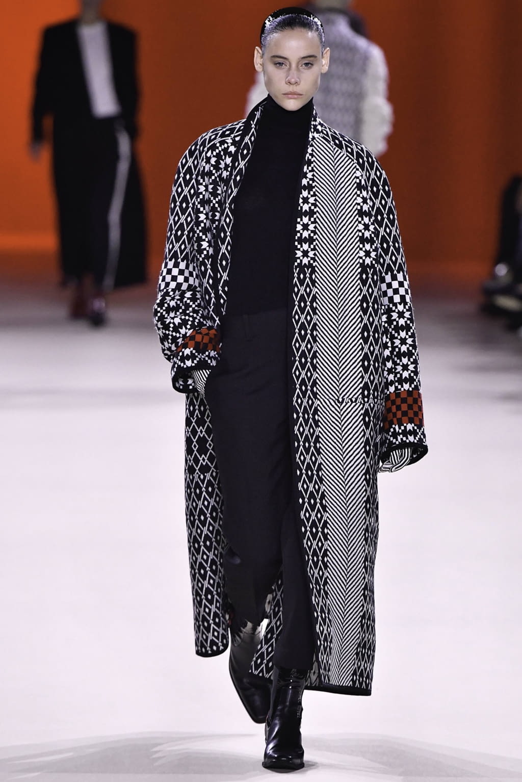 Fashion Week Paris Fall/Winter 2019 look 25 from the Haider Ackermann collection 女装