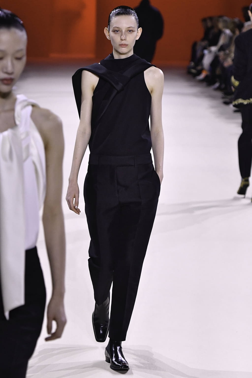 Fashion Week Paris Fall/Winter 2019 look 31 de la collection Haider Ackermann womenswear