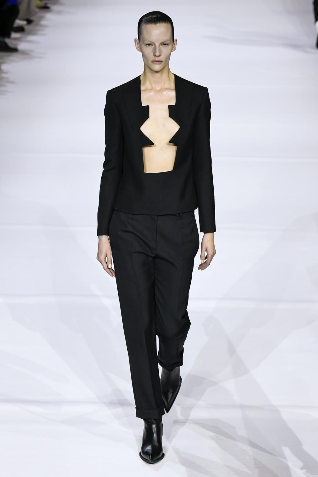 Fashion Week Paris Fall/Winter 2020 look 22 de la collection Haider Ackermann womenswear