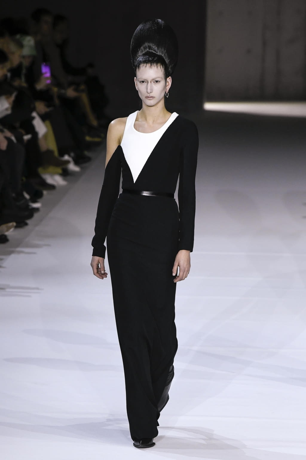 Fashion Week Paris Fall/Winter 2020 look 30 de la collection Haider Ackermann womenswear