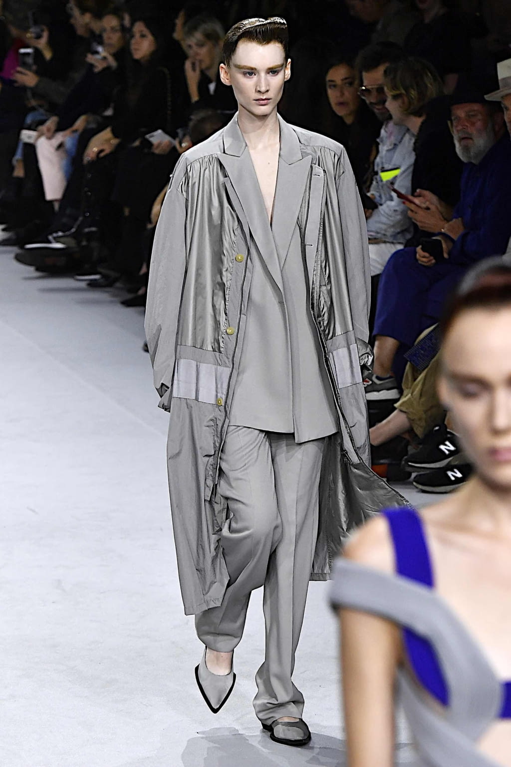 Fashion Week Paris Spring/Summer 2020 look 3 from the Haider Ackermann collection 女装