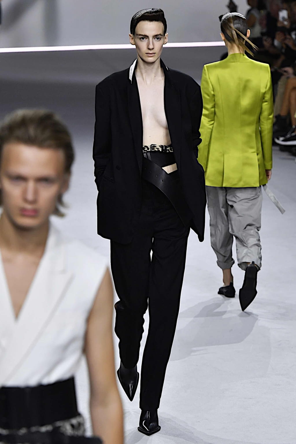 Fashion Week Paris Spring/Summer 2020 look 9 de la collection Haider Ackermann womenswear