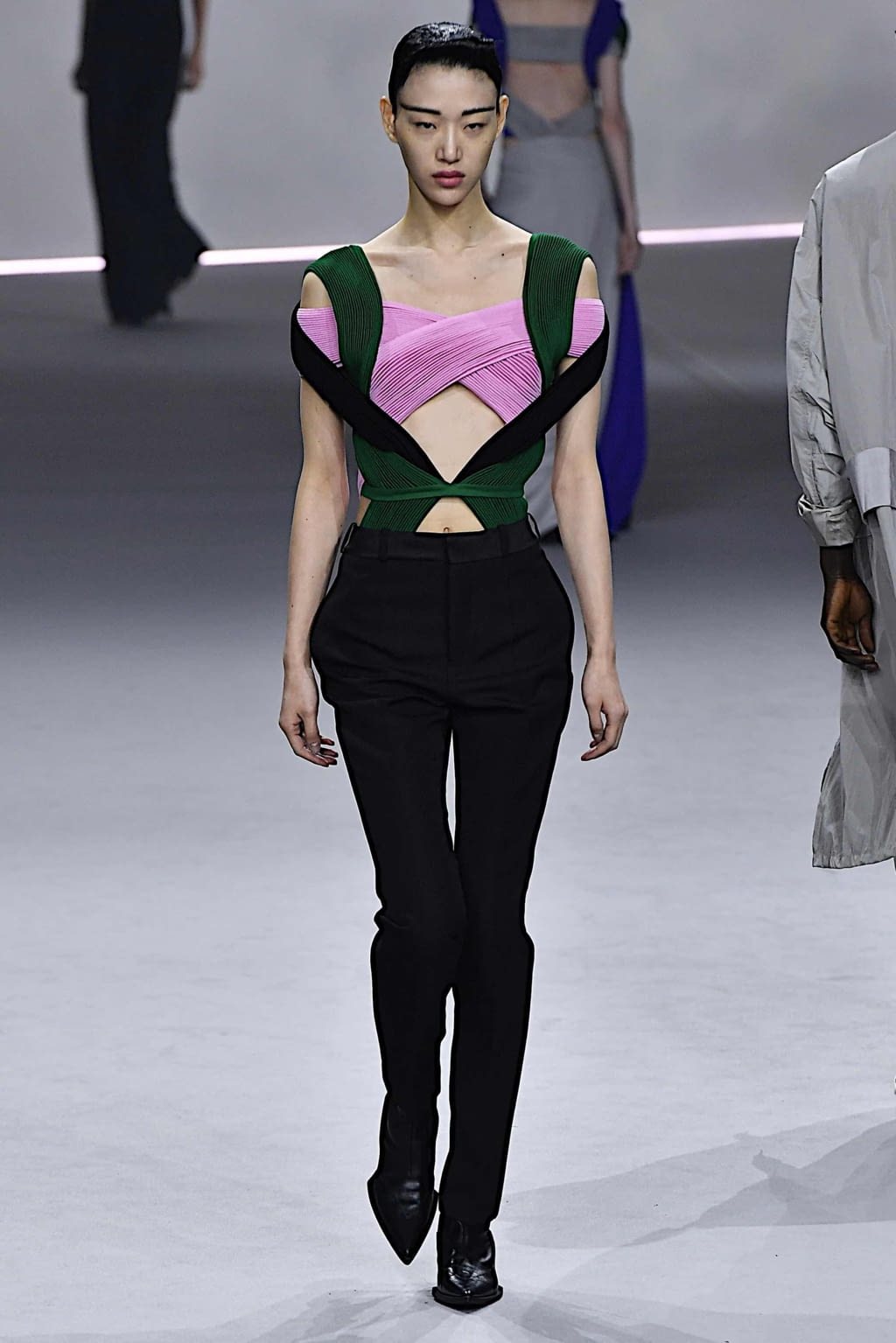 Fashion Week Paris Spring/Summer 2020 look 27 from the Haider Ackermann collection womenswear