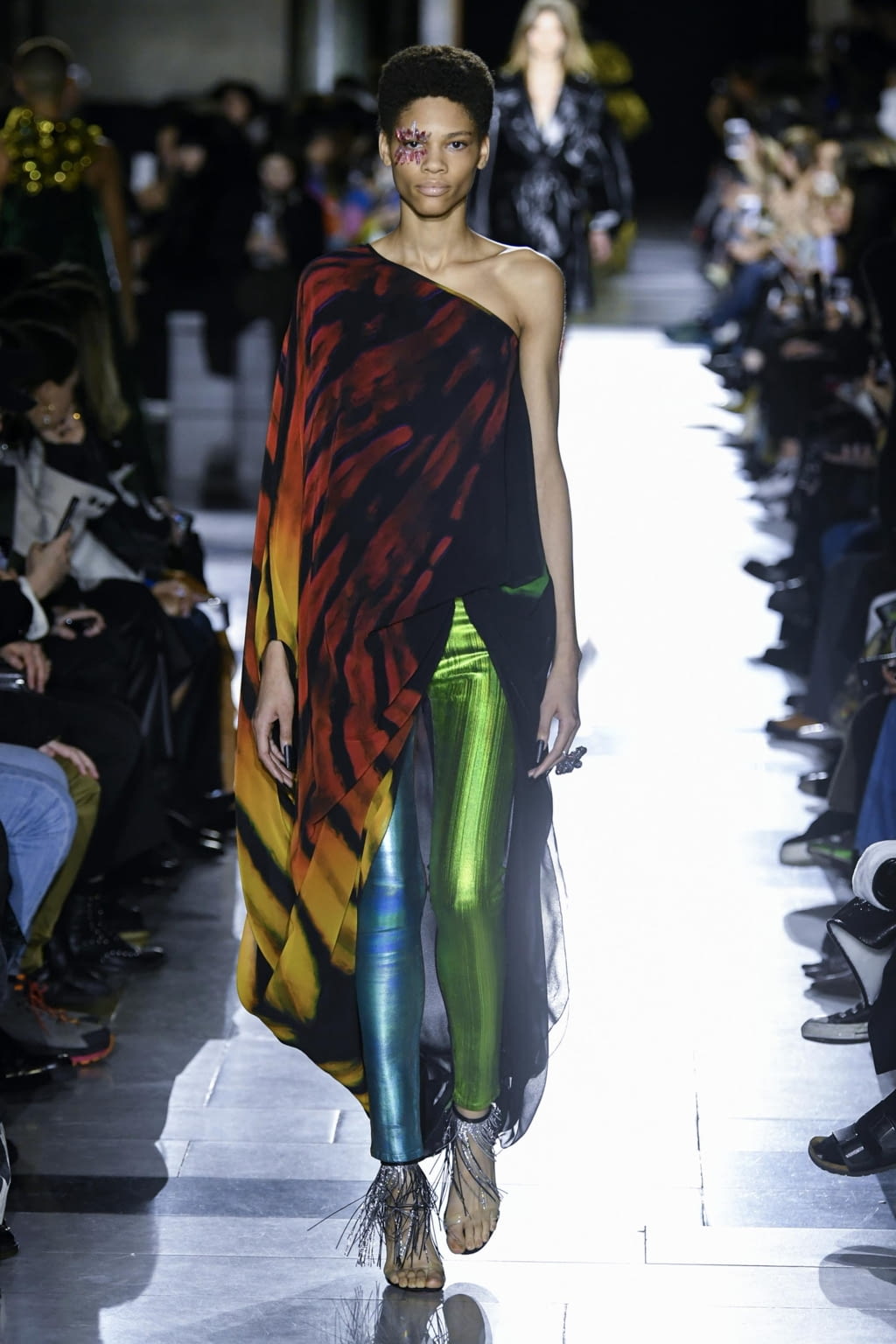 Fashion Week London Fall/Winter 2020 look 2 from the Halpern collection womenswear