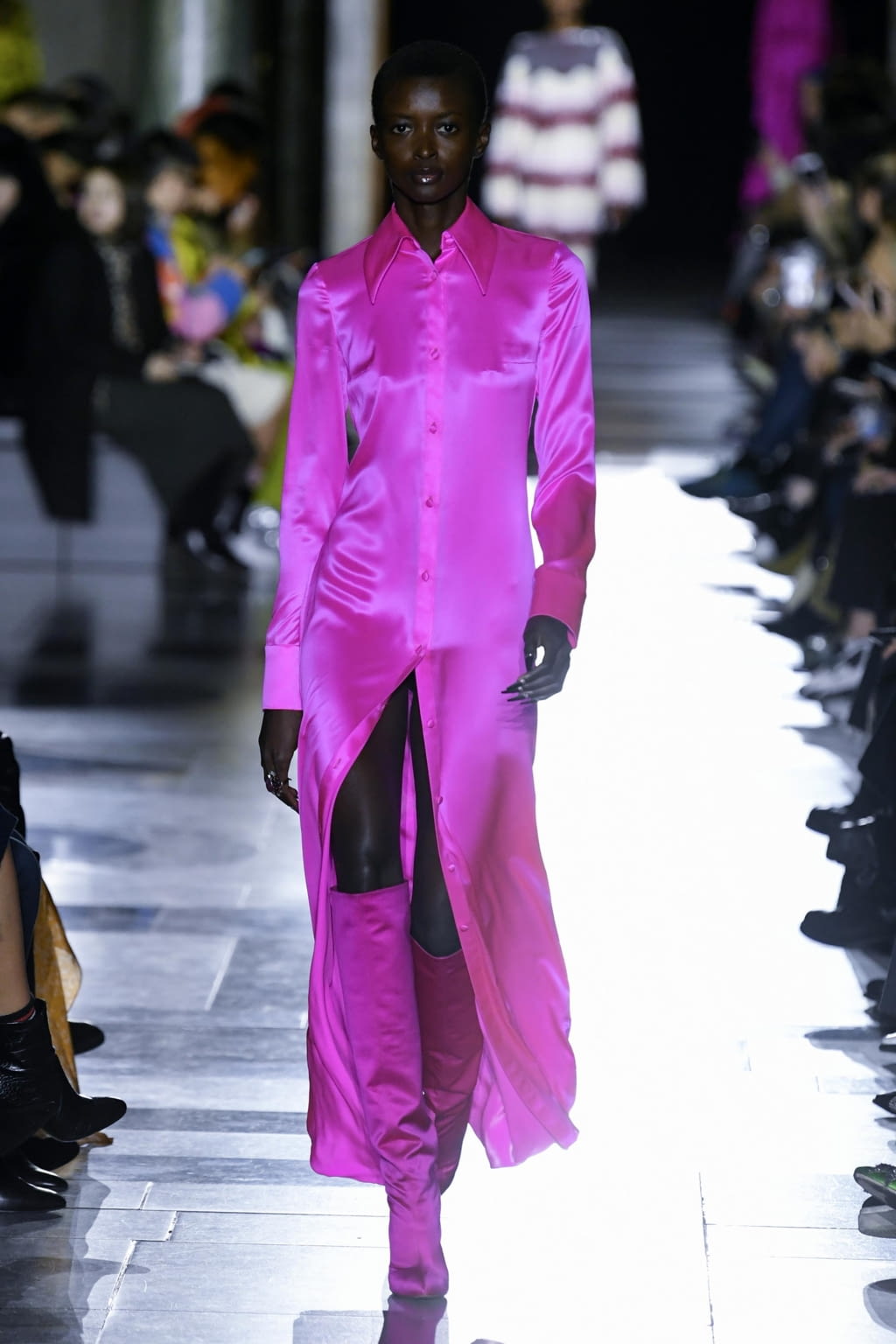 Fashion Week London Fall/Winter 2020 look 18 from the Halpern collection 女装