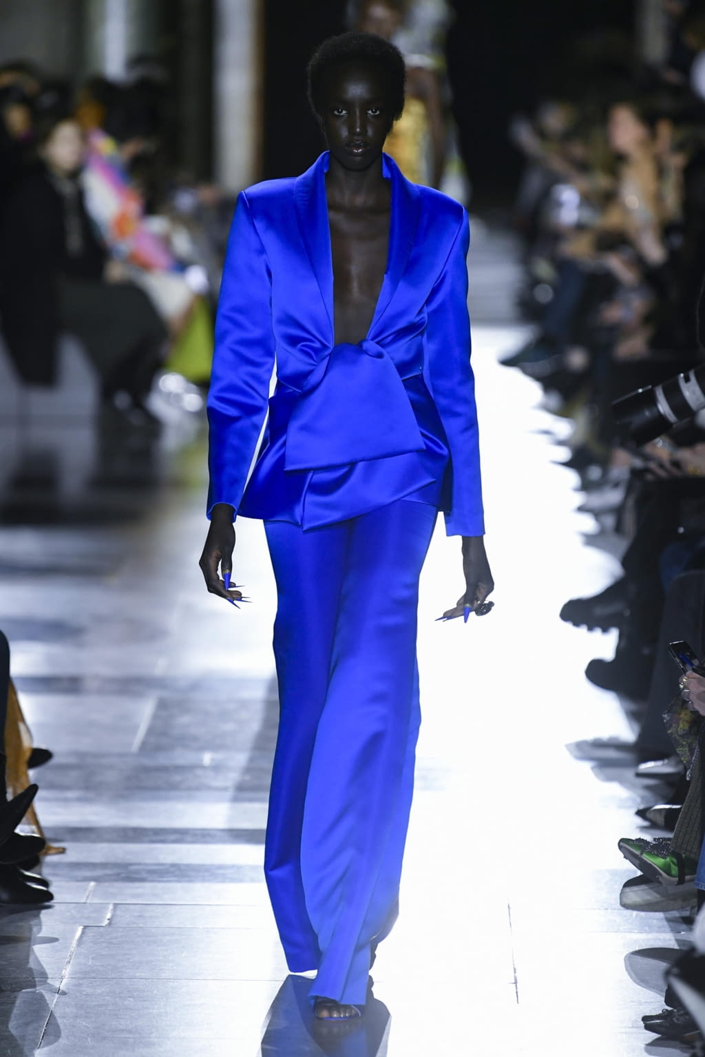 Fashion Week London Fall/Winter 2020 look 30 from the Halpern collection 女装