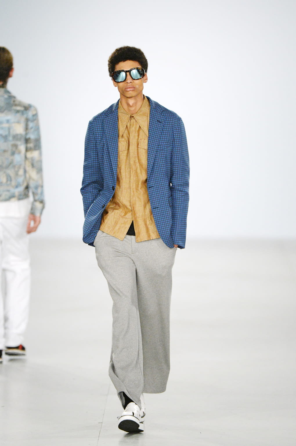 Fashion Week London Spring/Summer 2017 look 16 from the Casely-Hayford collection menswear