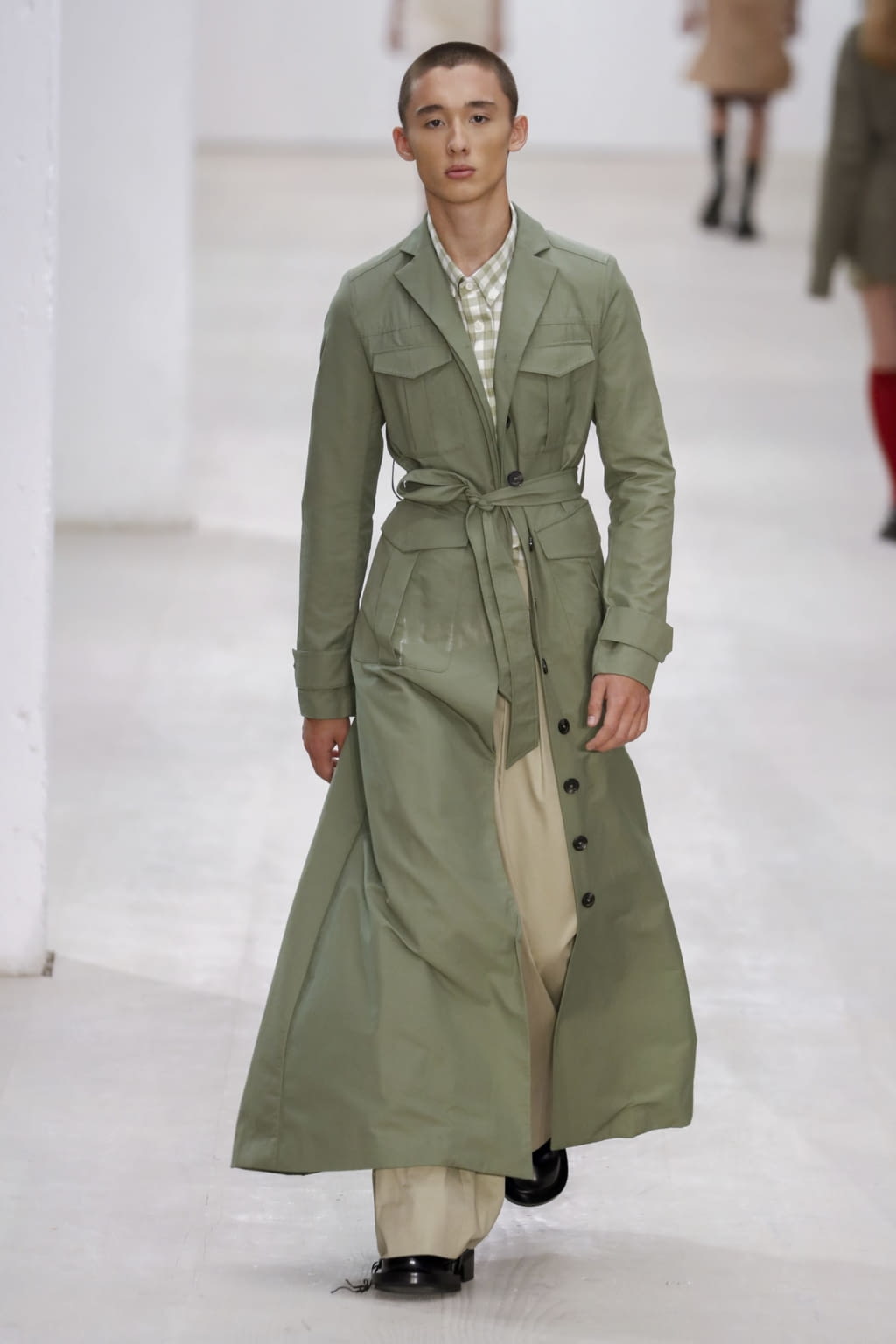 Fashion Week London Spring/Summer 2020 look 32 from the Hazzys collection womenswear