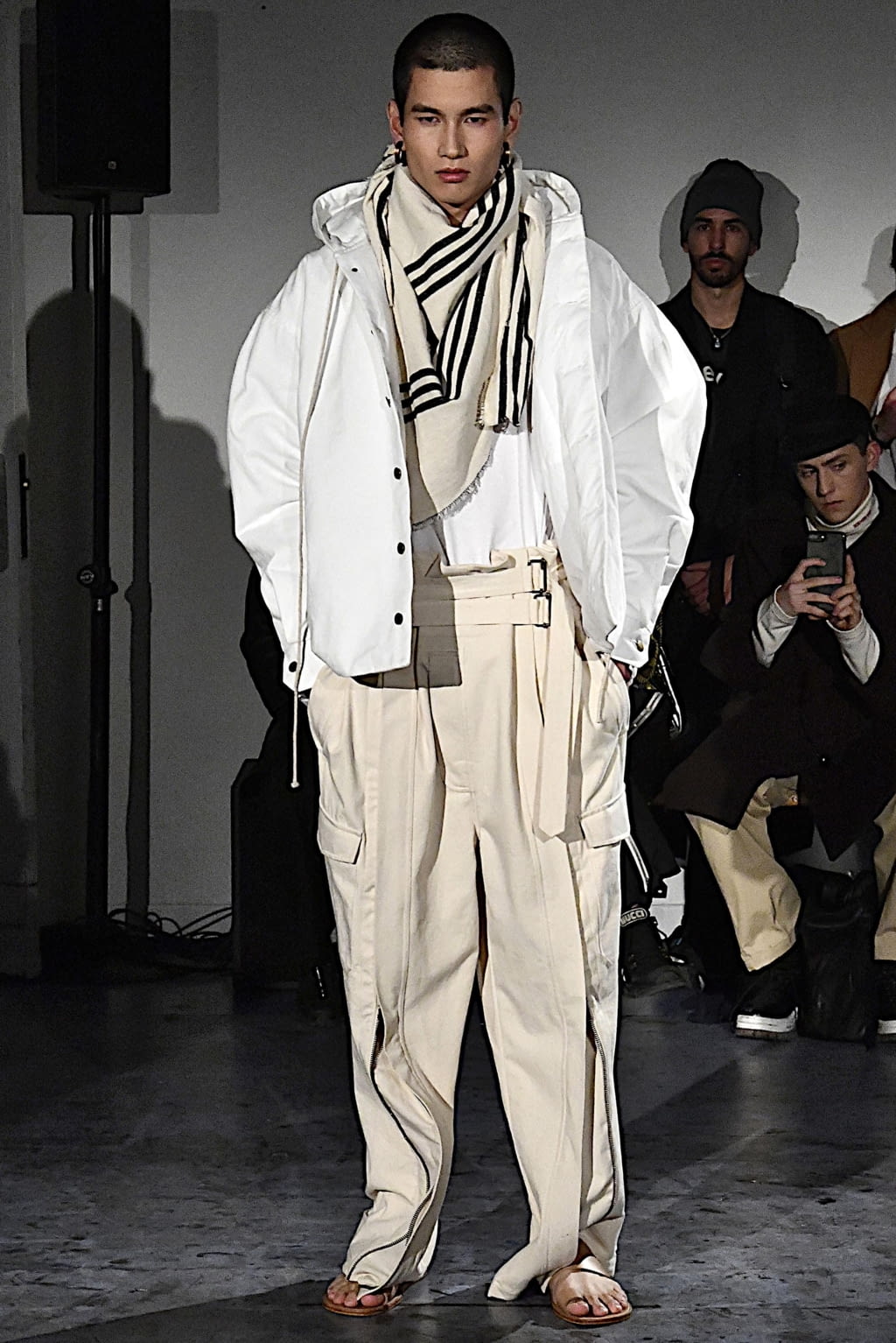 Fashion Week Paris Fall/Winter 2019 look 3 from the Hed Mayner collection 男装