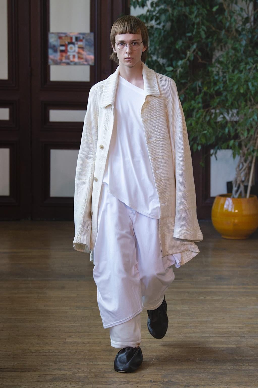 Fashion Week Paris Spring/Summer 2019 look 6 from the Hed Mayner collection menswear