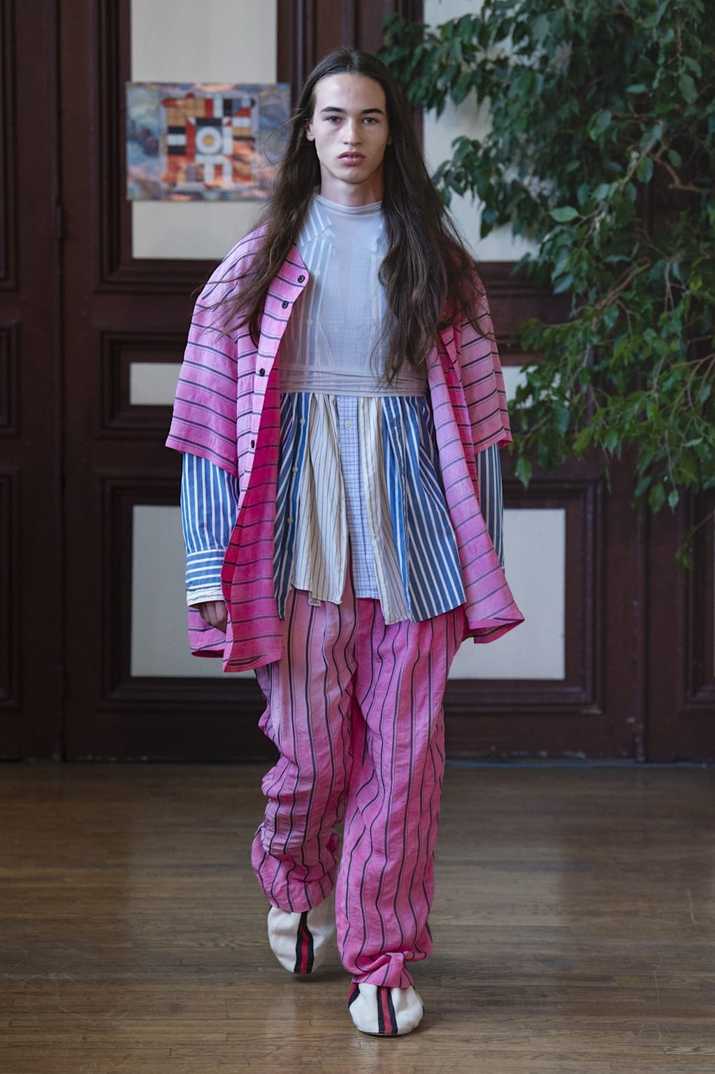 Fashion Week Paris Spring/Summer 2019 look 9 de la collection Hed Mayner menswear