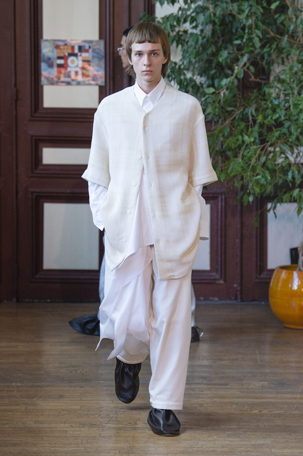 Fashion Week Paris Spring/Summer 2019 look 21 from the Hed Mayner collection menswear
