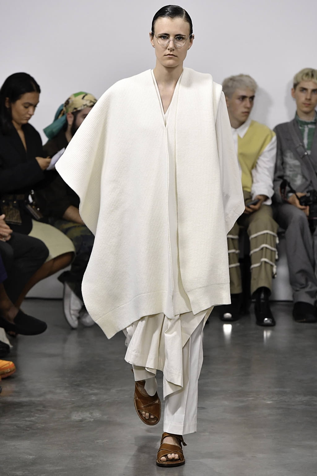 Fashion Week Paris Spring/Summer 2020 look 5 de la collection Hed Mayner menswear