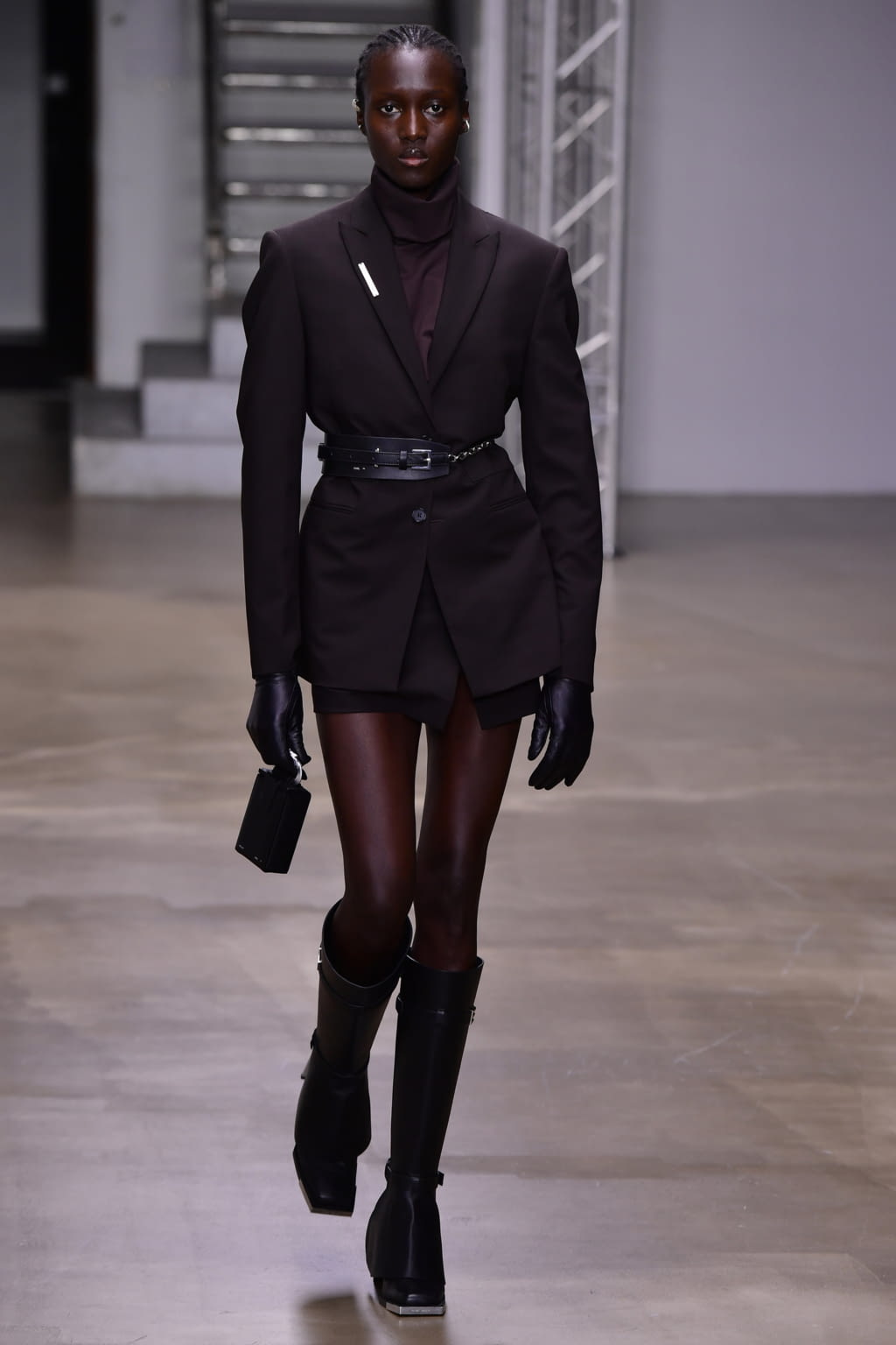 Fashion Week Paris Fall/Winter 2022 look 5 from the Heliot Emil collection womenswear