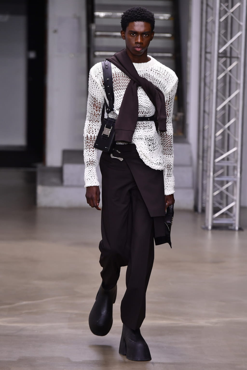 Fashion Week Paris Fall/Winter 2022 look 12 from the Heliot Emil collection womenswear