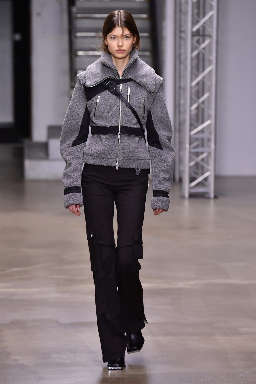 Fashion Week Paris Fall/Winter 2022 look 20 de la collection Heliot Emil womenswear