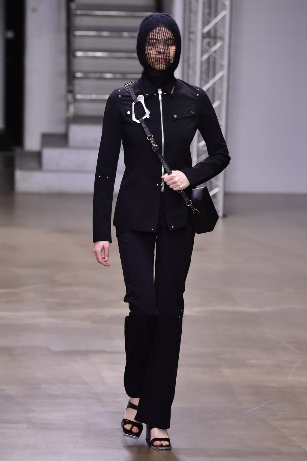 Fashion Week Paris Fall/Winter 2022 look 24 from the Heliot Emil collection womenswear