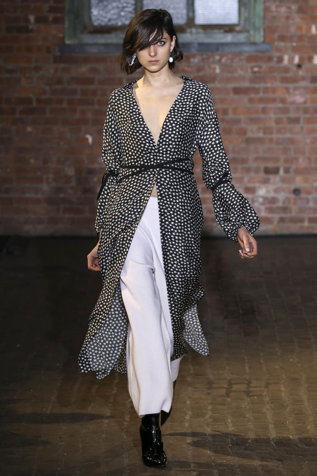 Fashion Week New York Fall/Winter 2017 look 20 from the Hellessy collection 女装