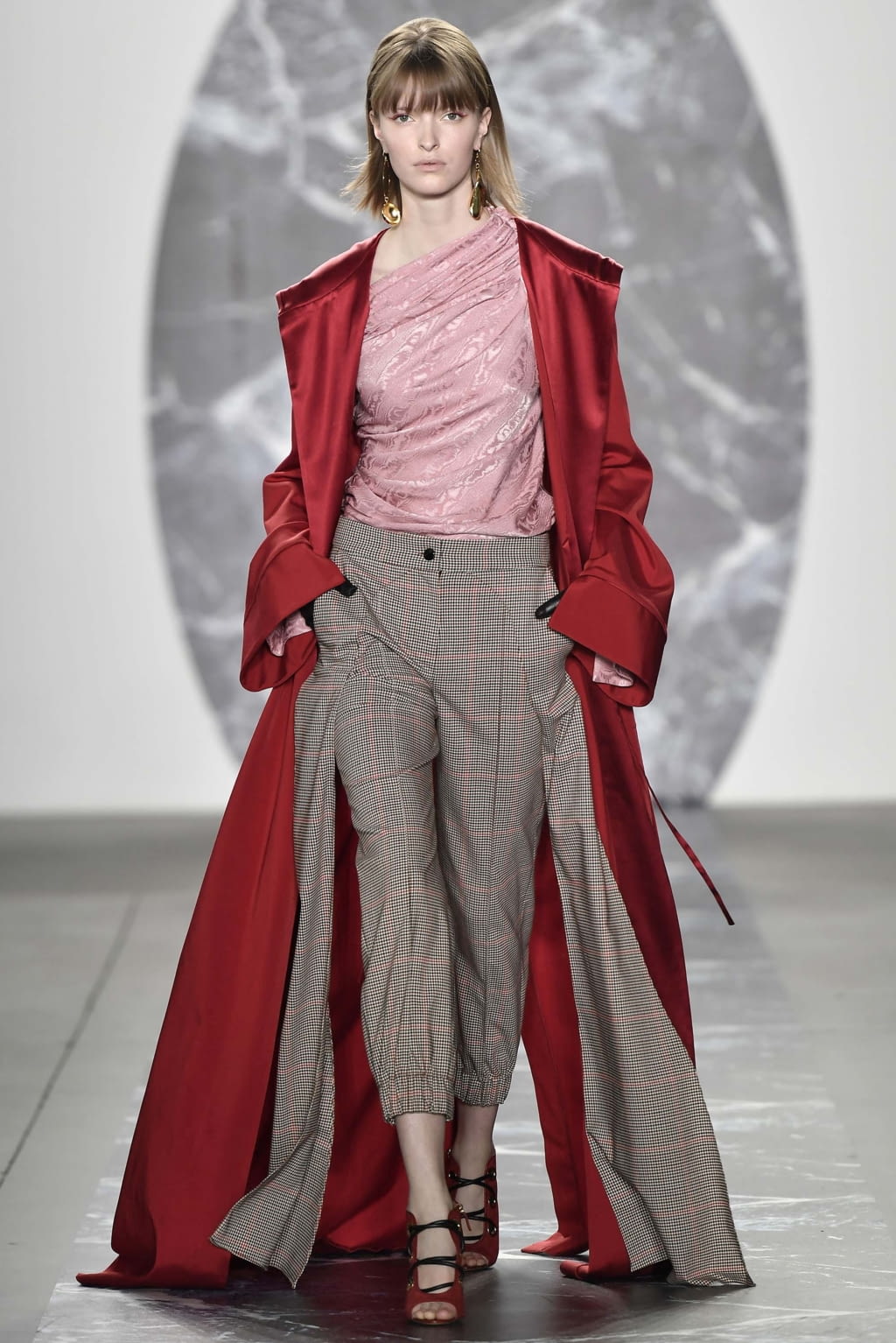 Fashion Week New York Fall/Winter 2018 look 5 from the Hellessy collection womenswear